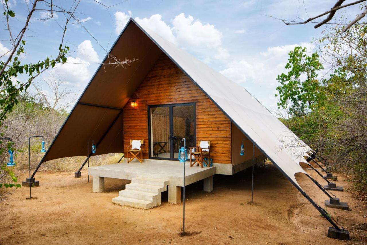 Makini Bush Camp, Yala Hotel Bagian luar foto